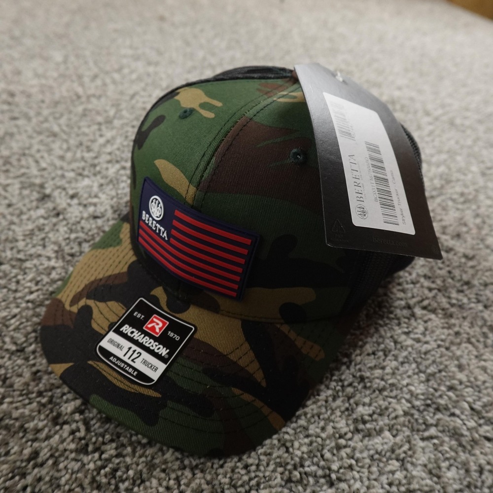 NEW Beretta Hat Cap Mens One Size Camo Trucker Snap Back Mesh USA Flag Hunting